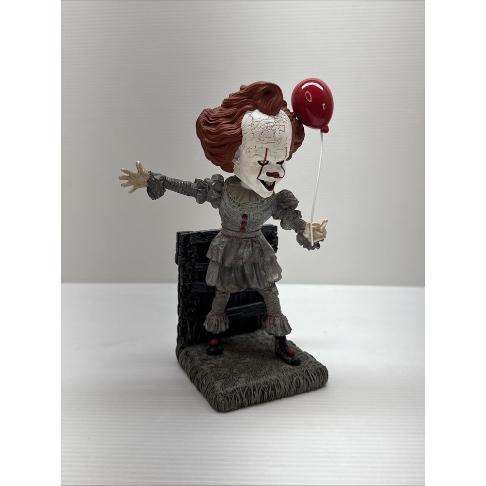 Royal Bobbles Pennywise IT Chapter Two Bobblehead NEW NO BOX